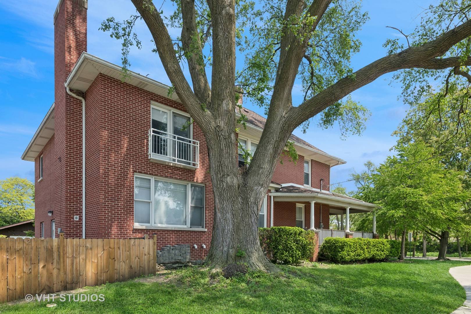 Skokie, IL 60077,8534 Terminal AVE