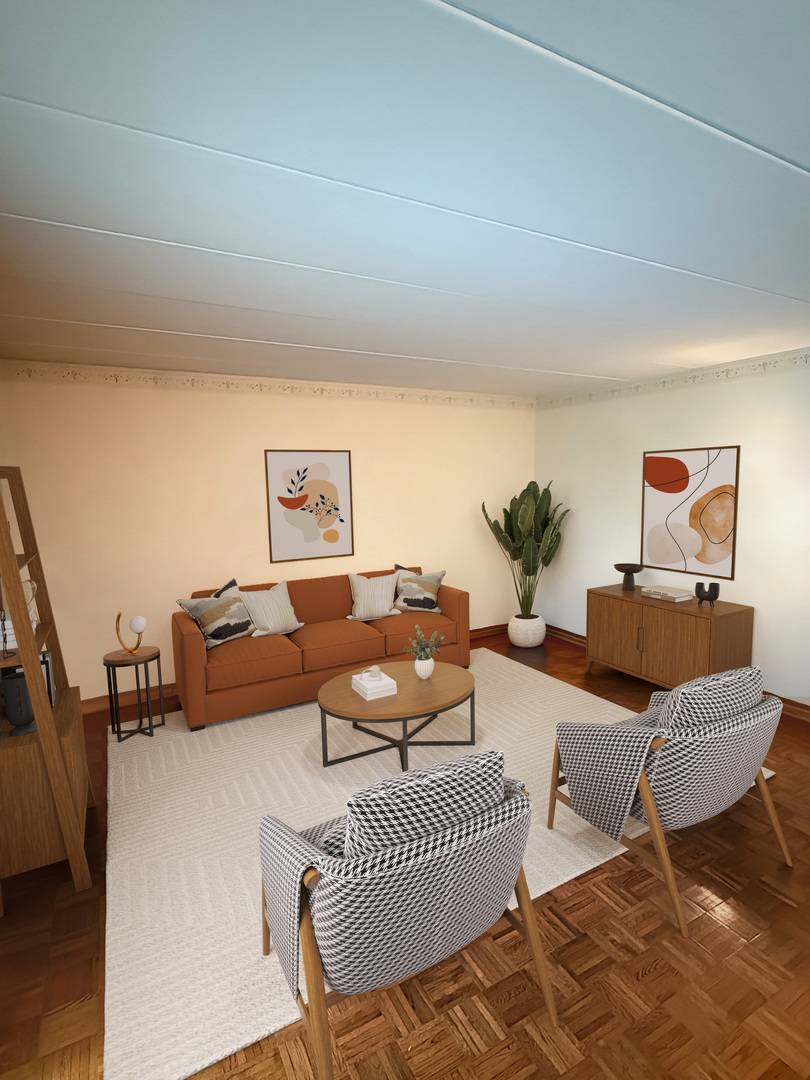 Lombard, IL 60148,211 E Janata BLVD #1-B