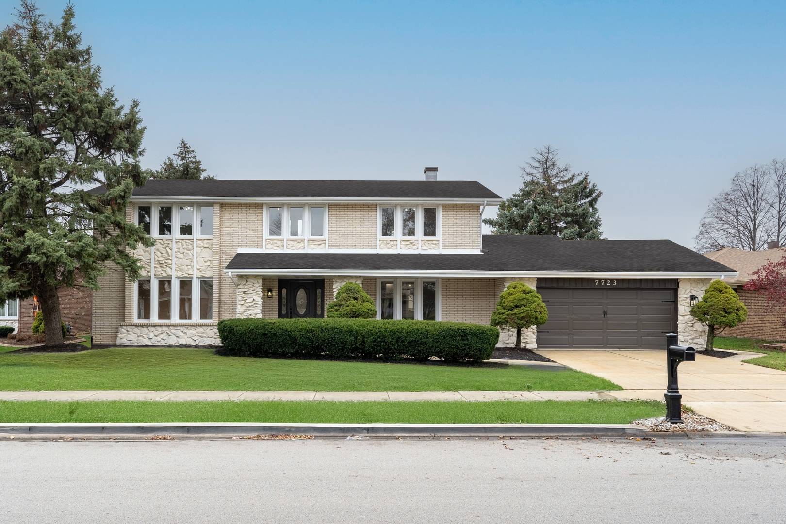 Orland Park, IL 60462,7723 W 157th ST