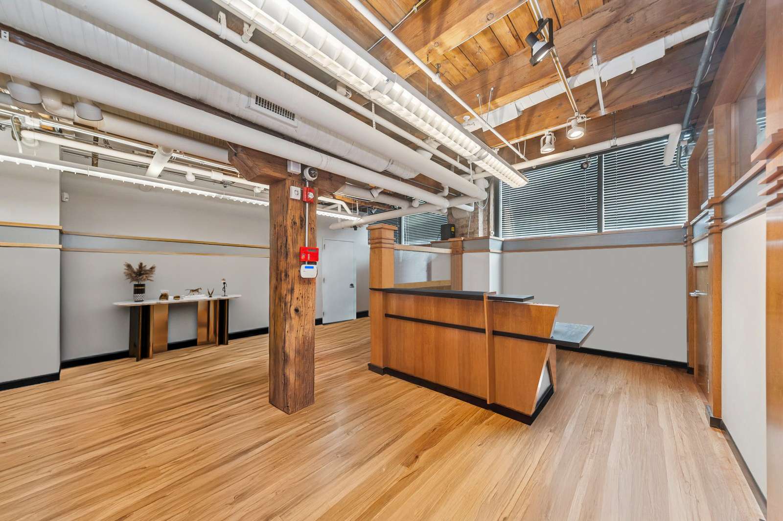 Chicago, IL 60654,368 W Huron ST #G