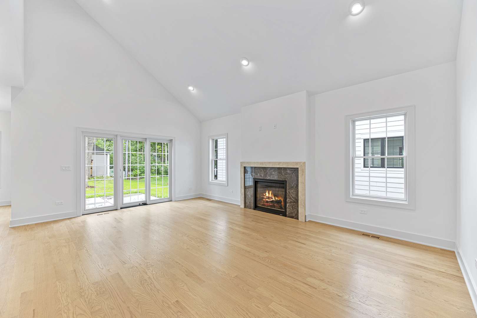 Highland Park, IL 60035,1672 Huntington LN