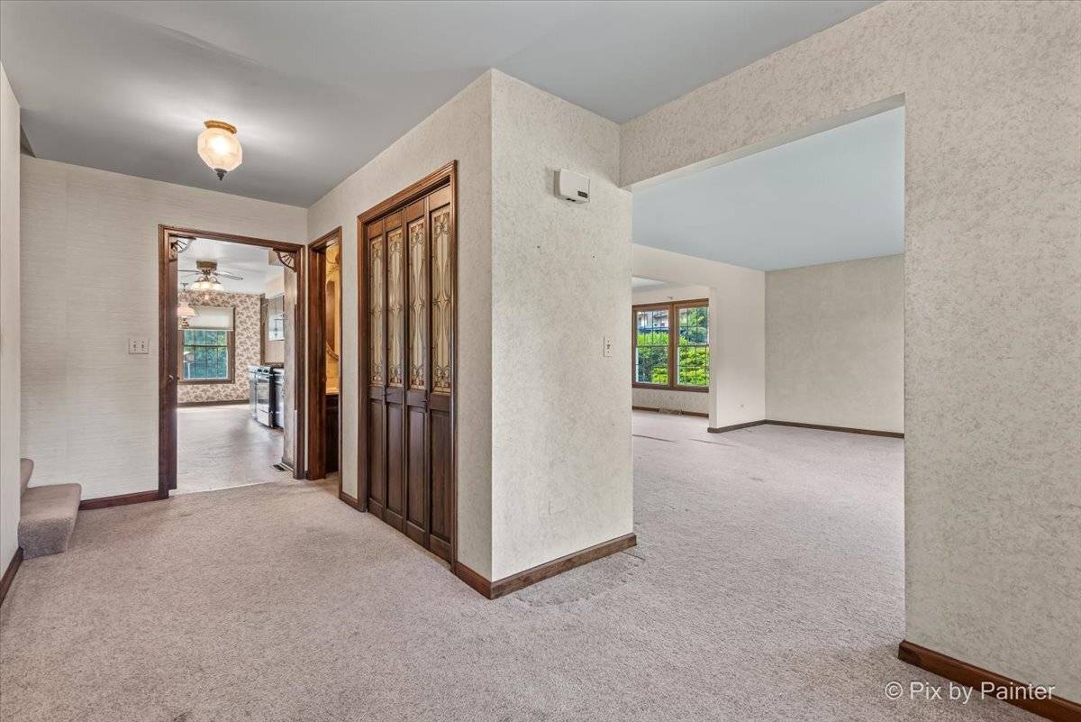 Crystal Lake, IL 60012,6704 Cypress CT