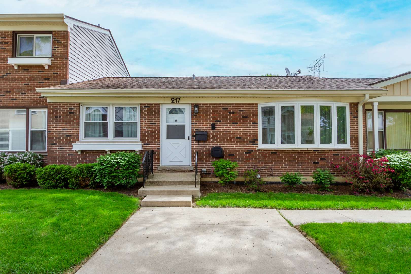 Wood Dale, IL 60191,217 Fishing LN #19