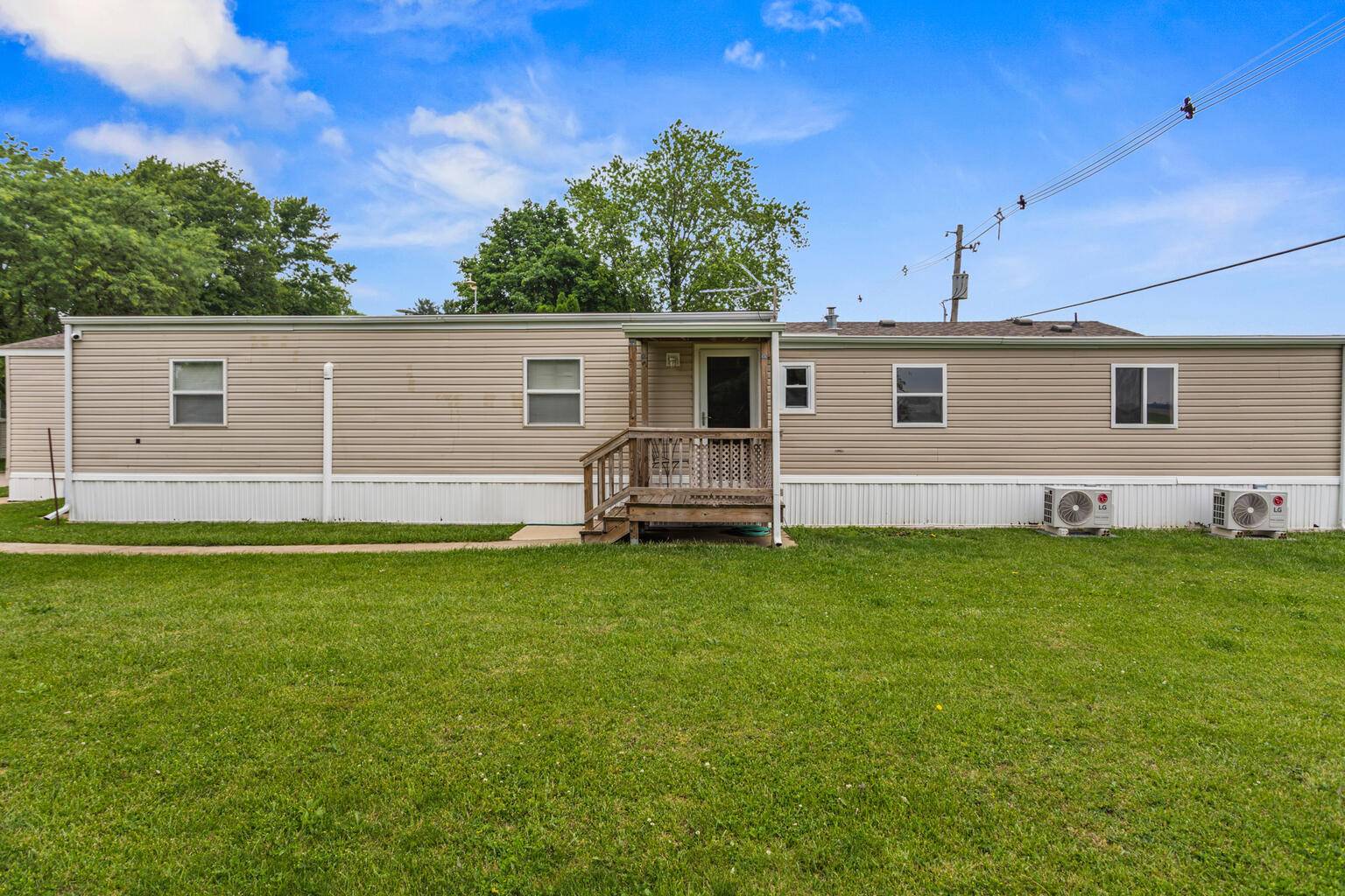 Mahomet, IL 61853,166 Randolph ST