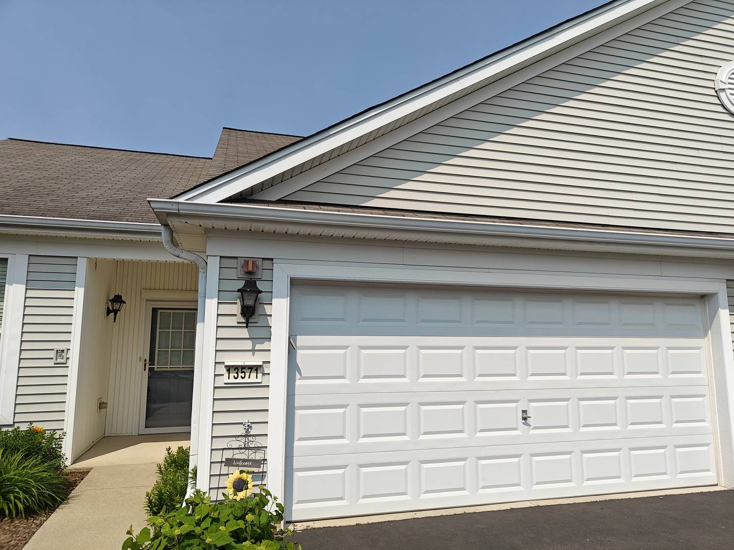 Huntley, IL 60142,13571 Hemlock RD