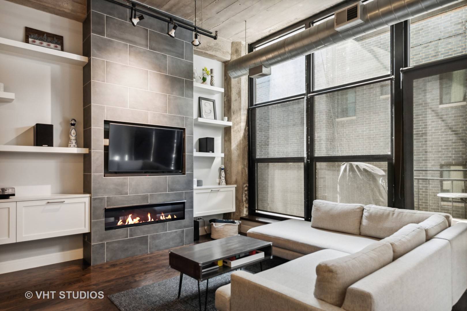 Chicago, IL 60607,843 W ADAMS ST #310