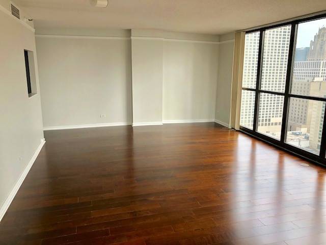 Chicago, IL 60611,10 E ONTARIO ST #2905