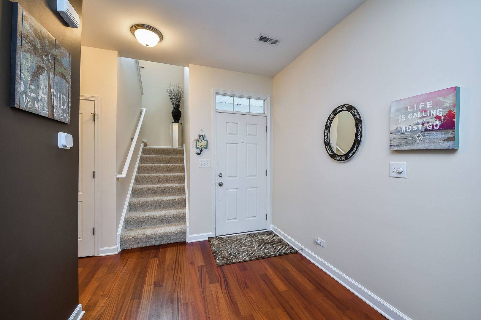 Elgin, IL 60124,426 Victoria LN #426