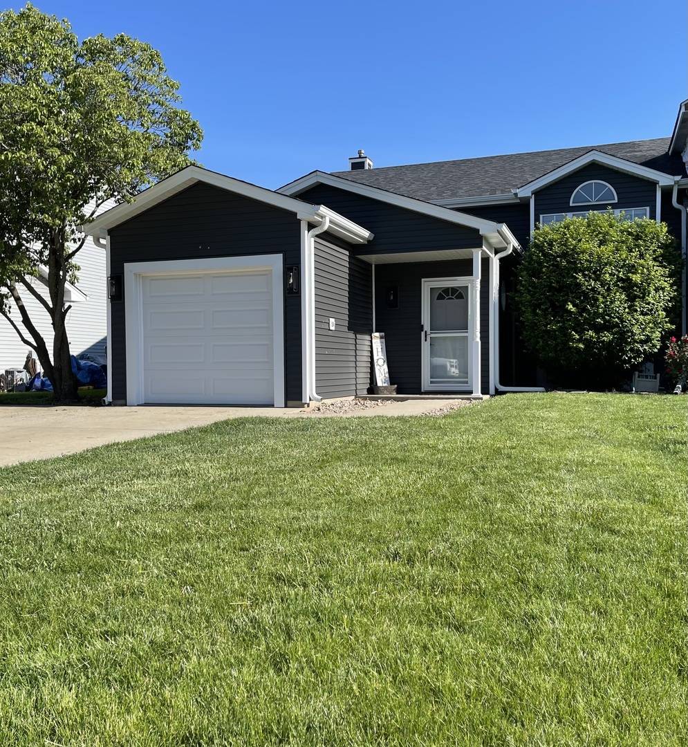 Sugar Grove, IL 60554,303 Meadows DR