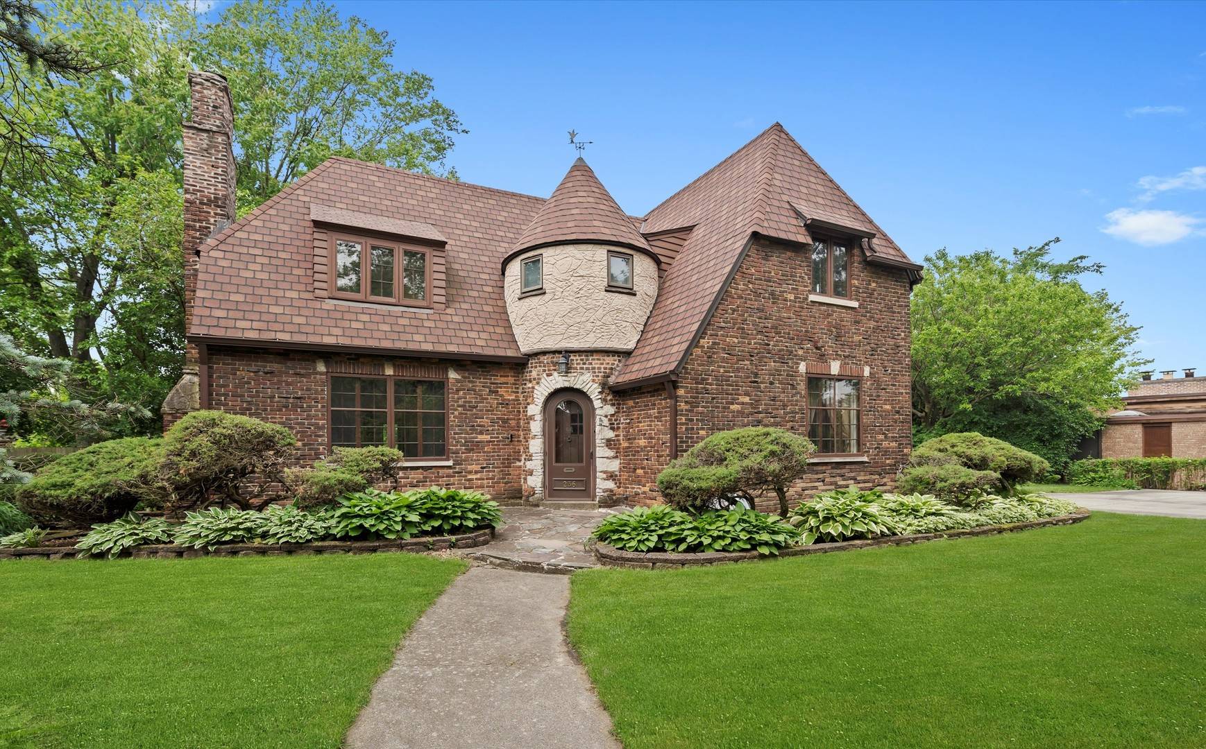 Chicago Heights, IL 60411,236 Country Club RD
