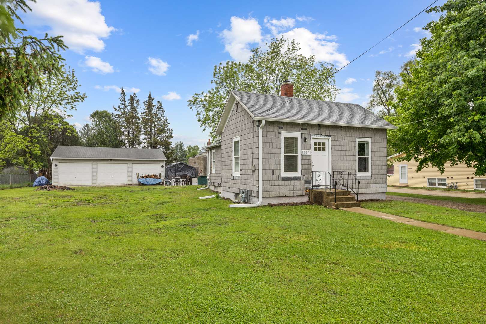 Hebron, IL 60034,11611 Maple AVE