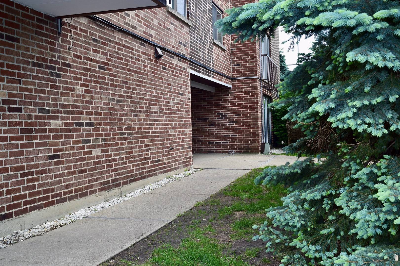 Oak Lawn, IL 60453,10241 Central AVE #1B