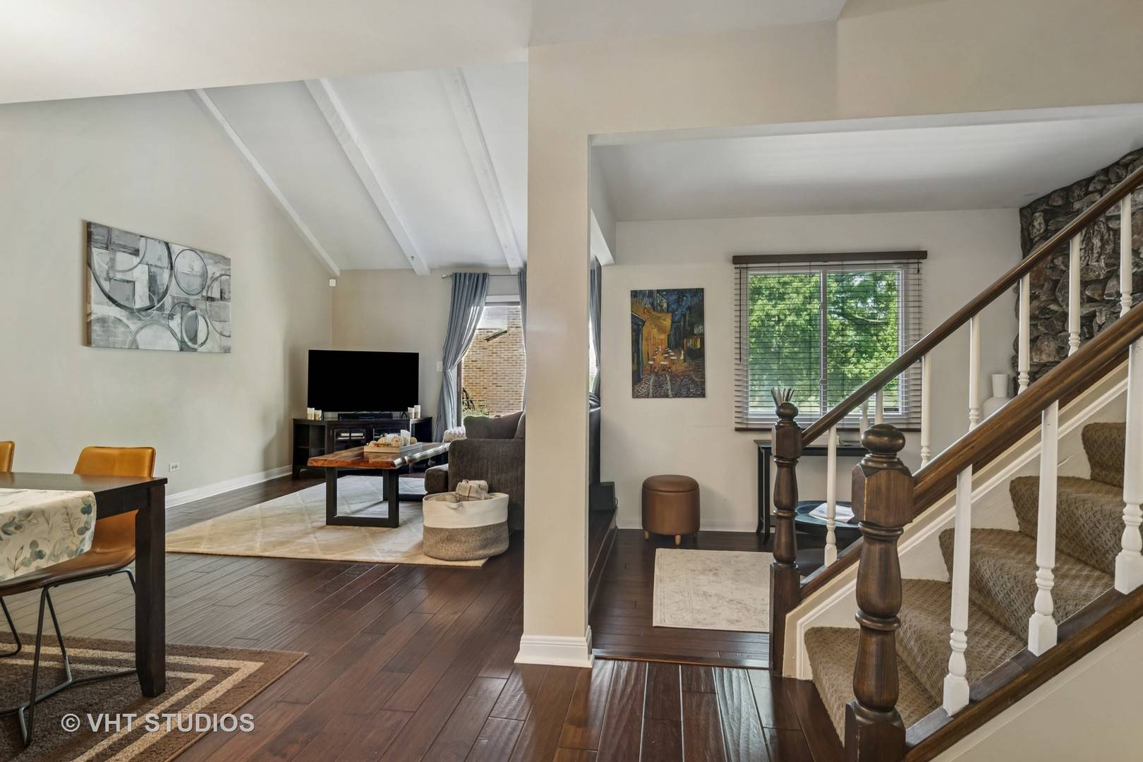 Palatine, IL 60067,230 W GOLFVIEW TER
