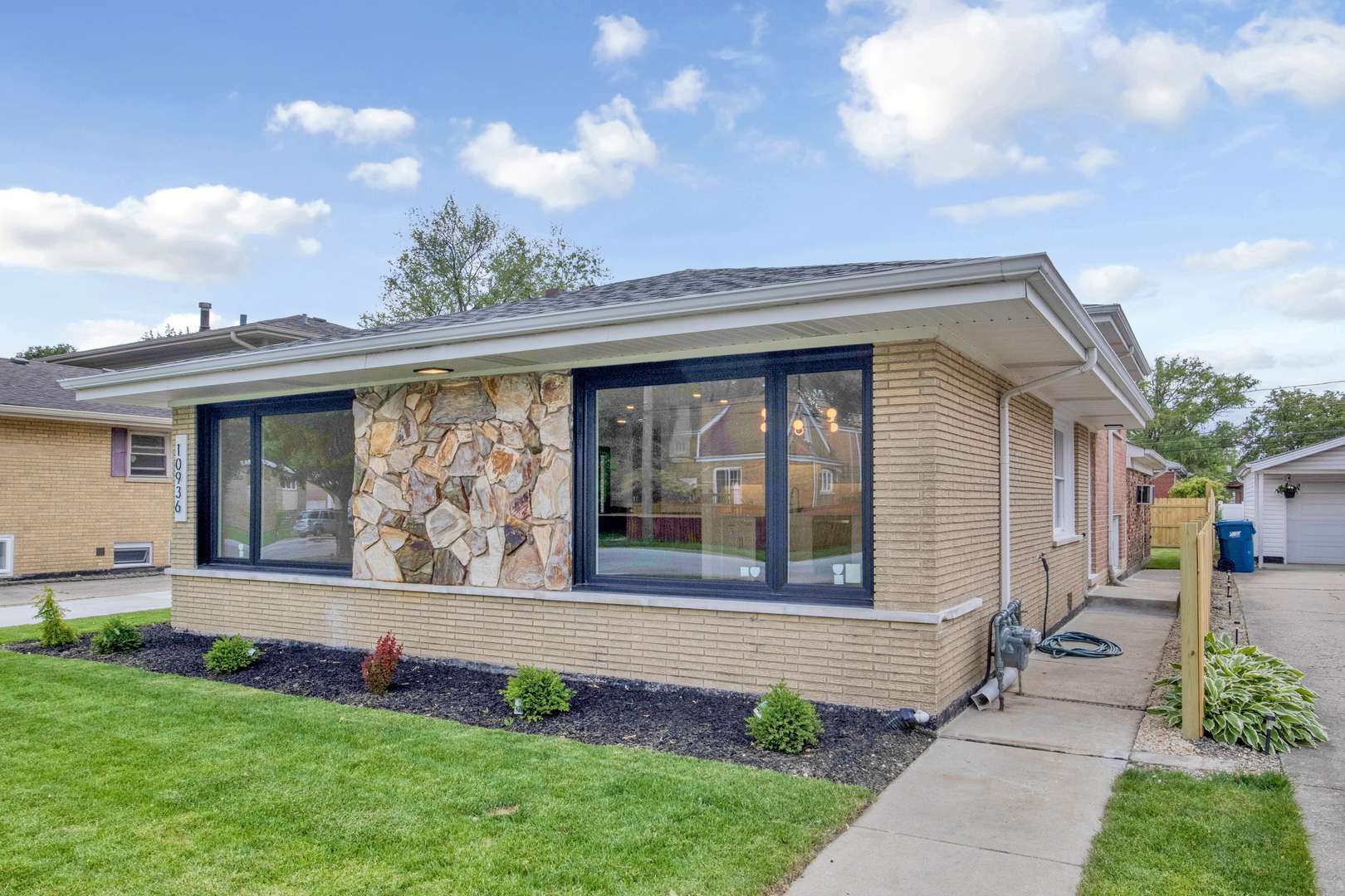 Oak Lawn, IL 60453,10936 S Kostner AVE