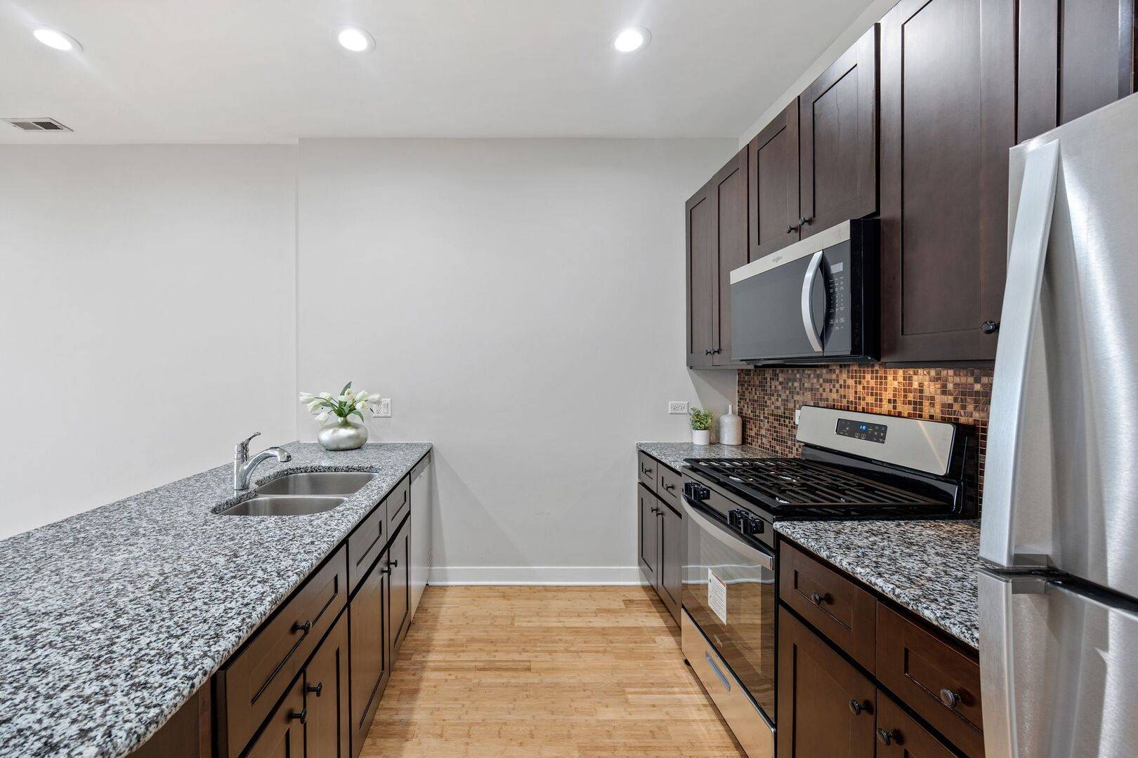 Chicago, IL 60622,3130 W Walton ST #3