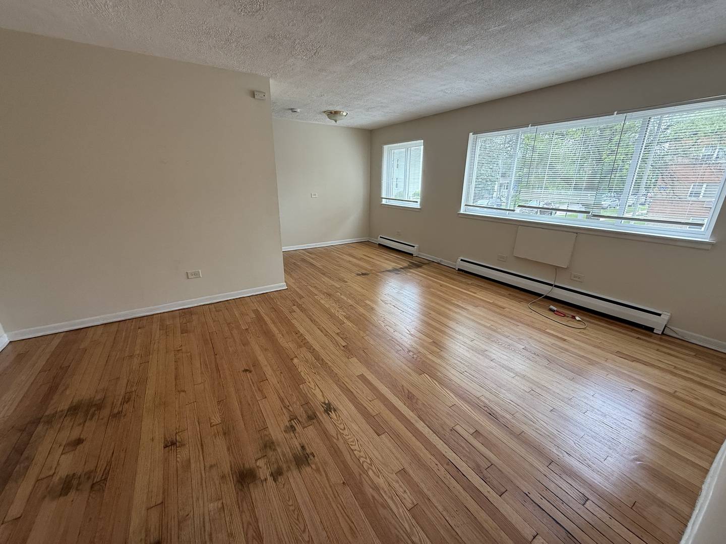 Cicero, IL 60804,1246 S 51st CT #102