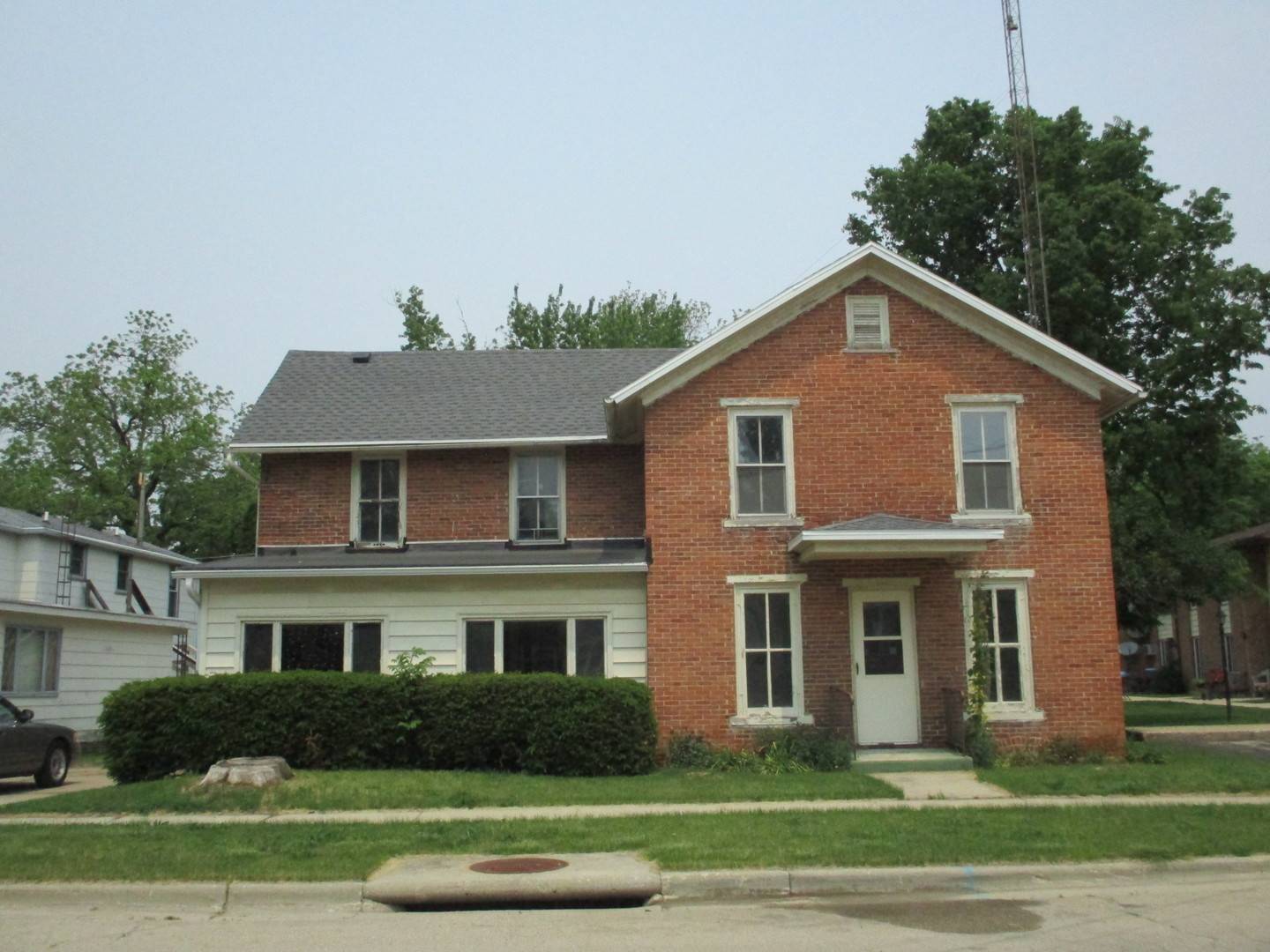 Orangeville, IL 61060,102 E High ST