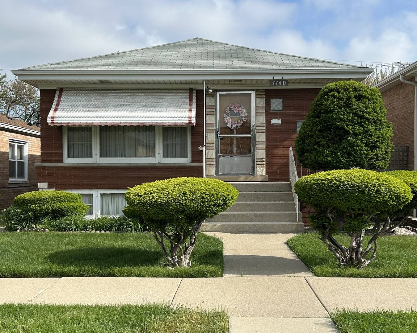 Chicago, IL 60638,7140 W 64th ST