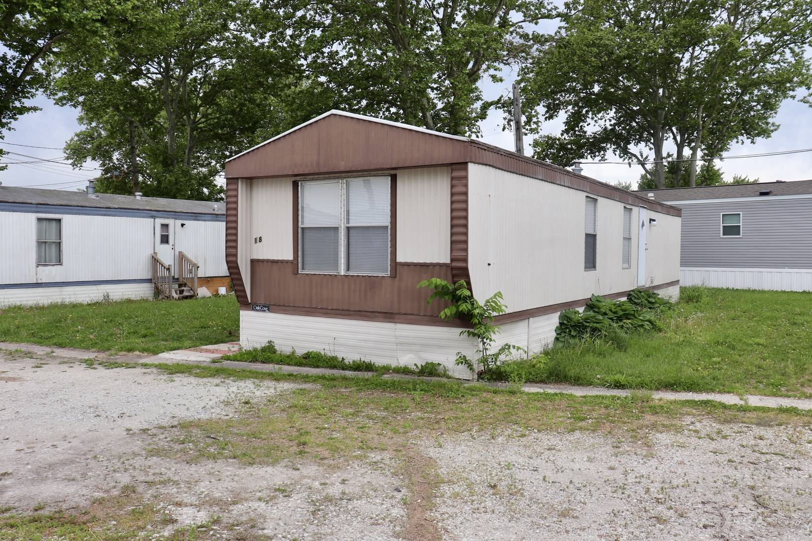 Justice, IL 60458,18 Lynn AVE