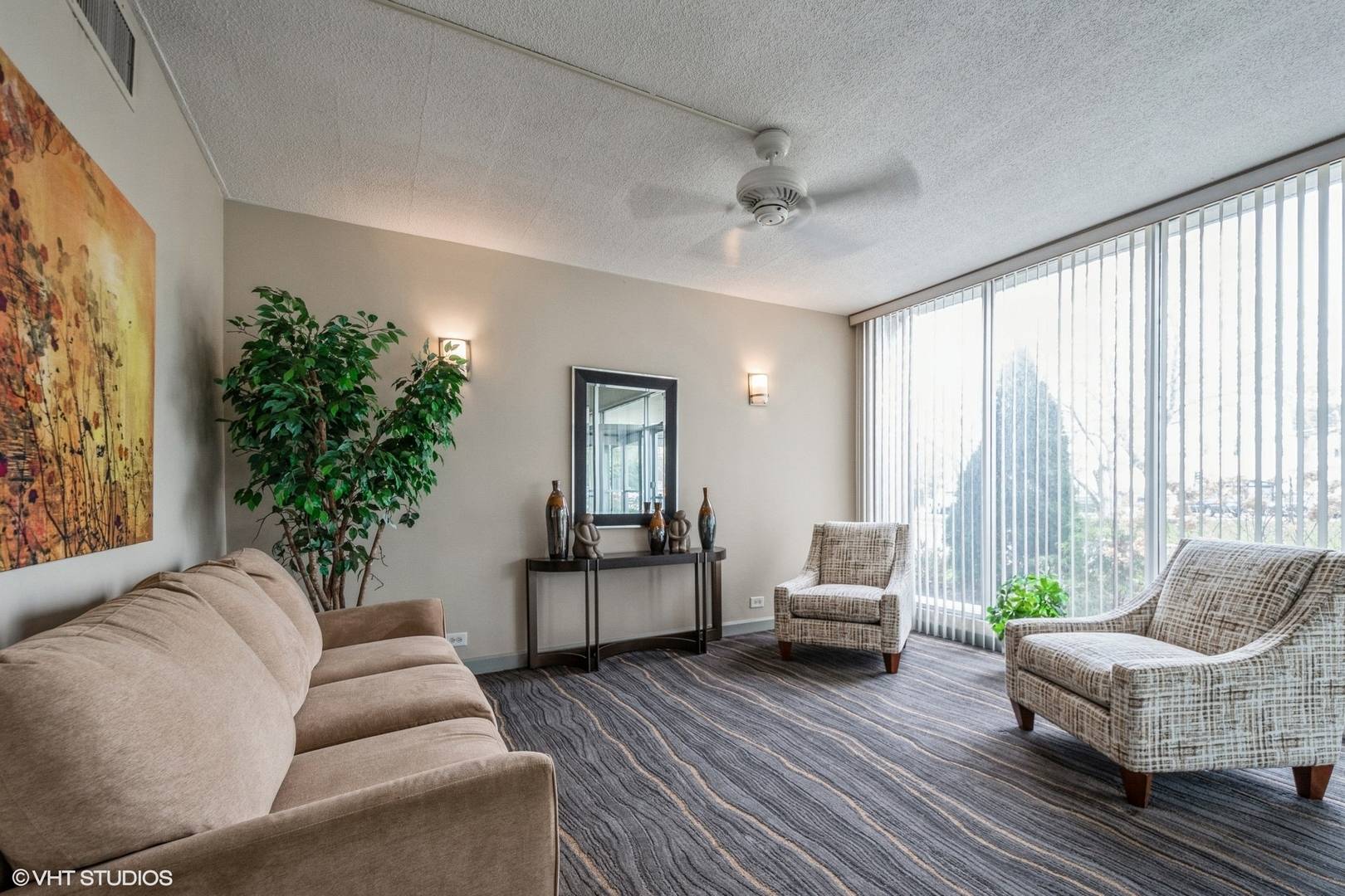 Niles, IL 60714,8801 W Golf RD #5B
