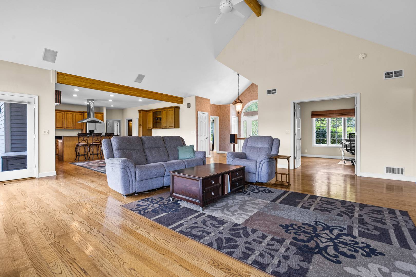 Wauconda, IL 60084,29221 N Virginia LN