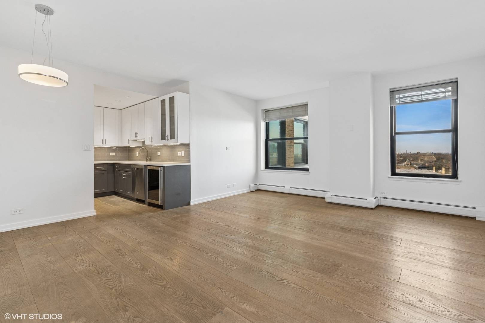 Chicago, IL 60614,2100 N Lincoln Park West #8AS
