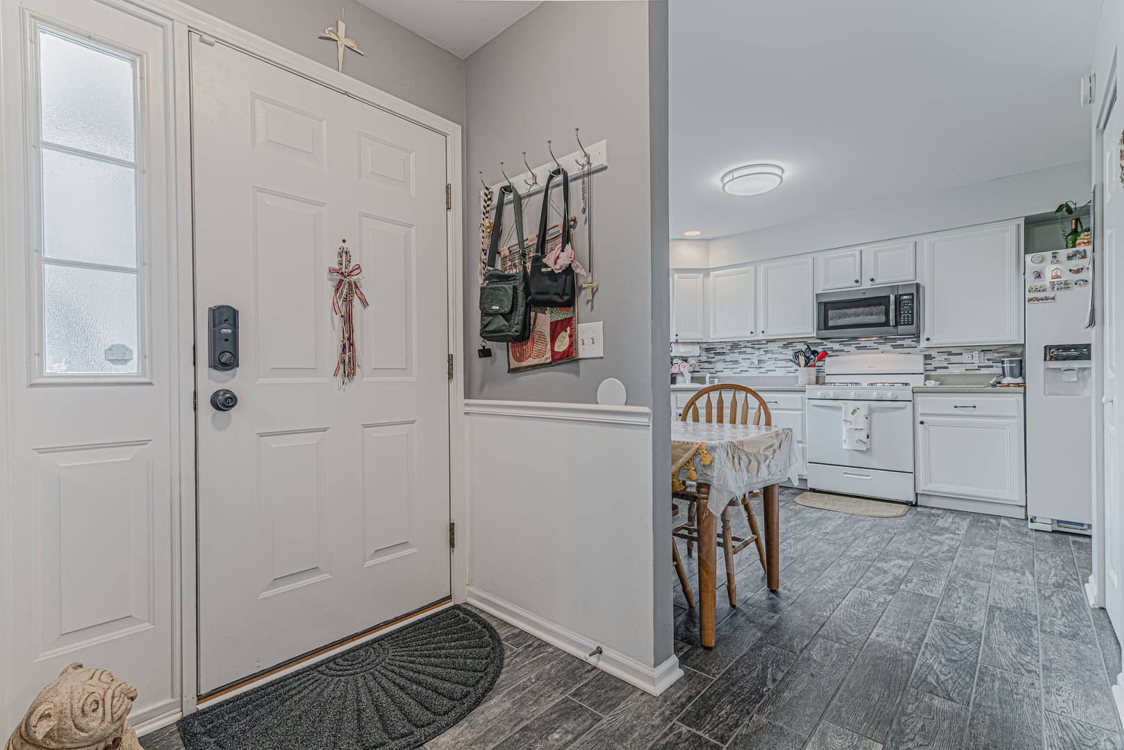Sugar Grove, IL 60554,303 Capitol DR #A