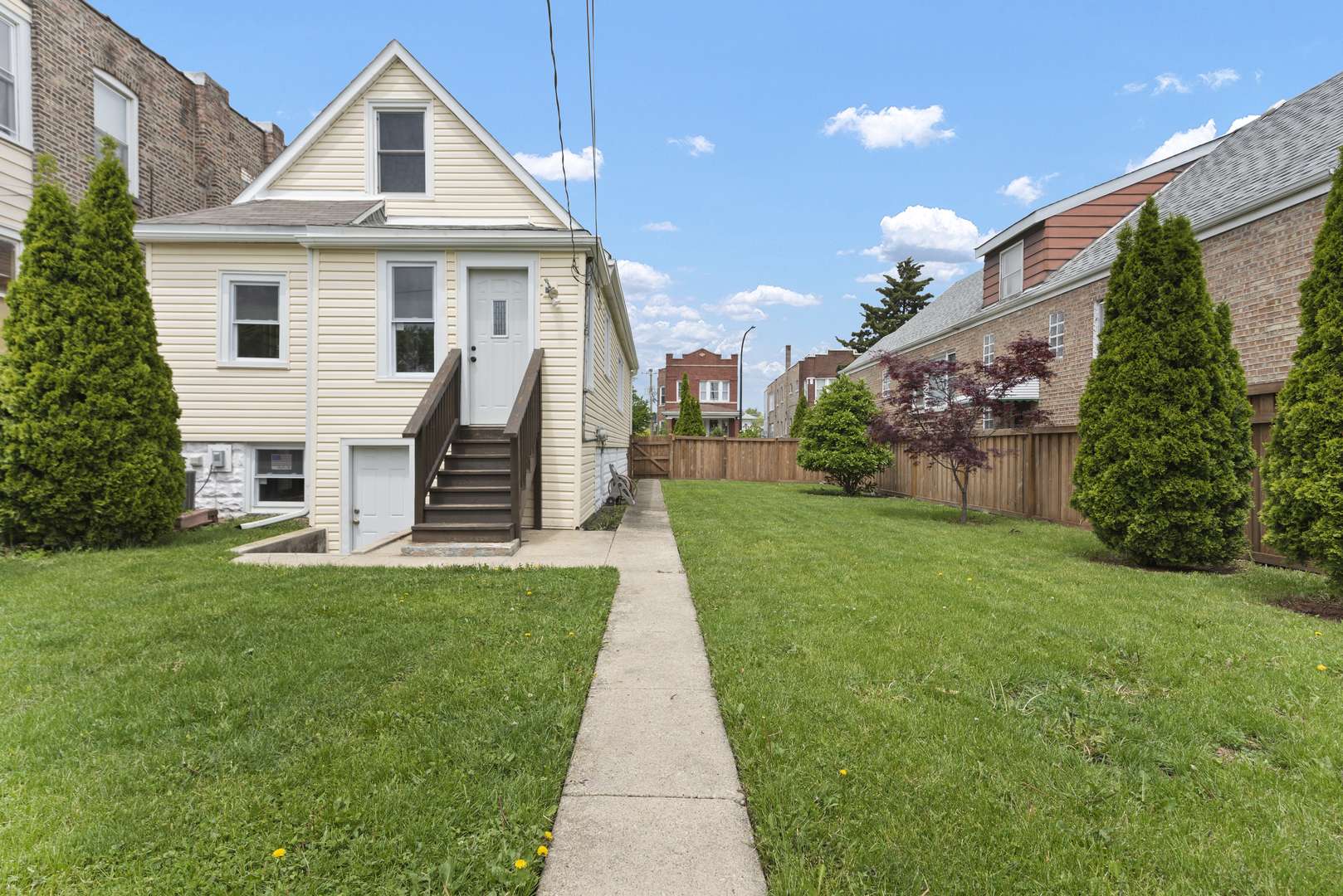 Cicero, IL 60804,5123 W 23rd PL