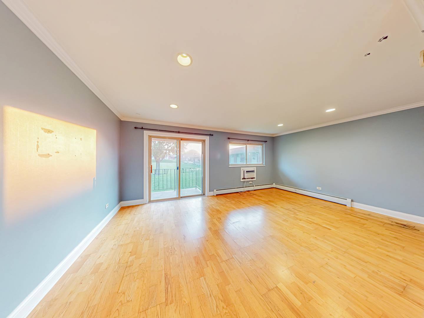 Glendale Heights, IL 60139,706 Marilyn AVE #206