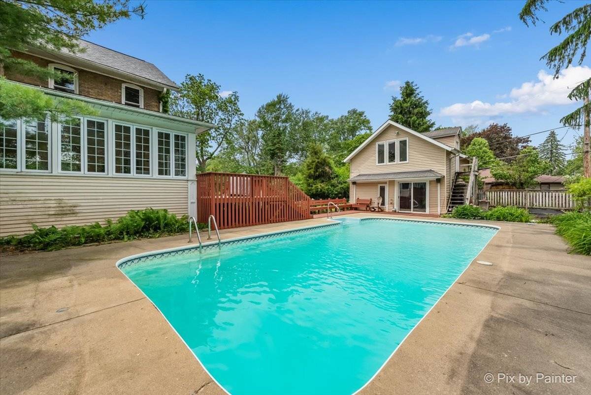 Elgin, IL 60123,956 South ST