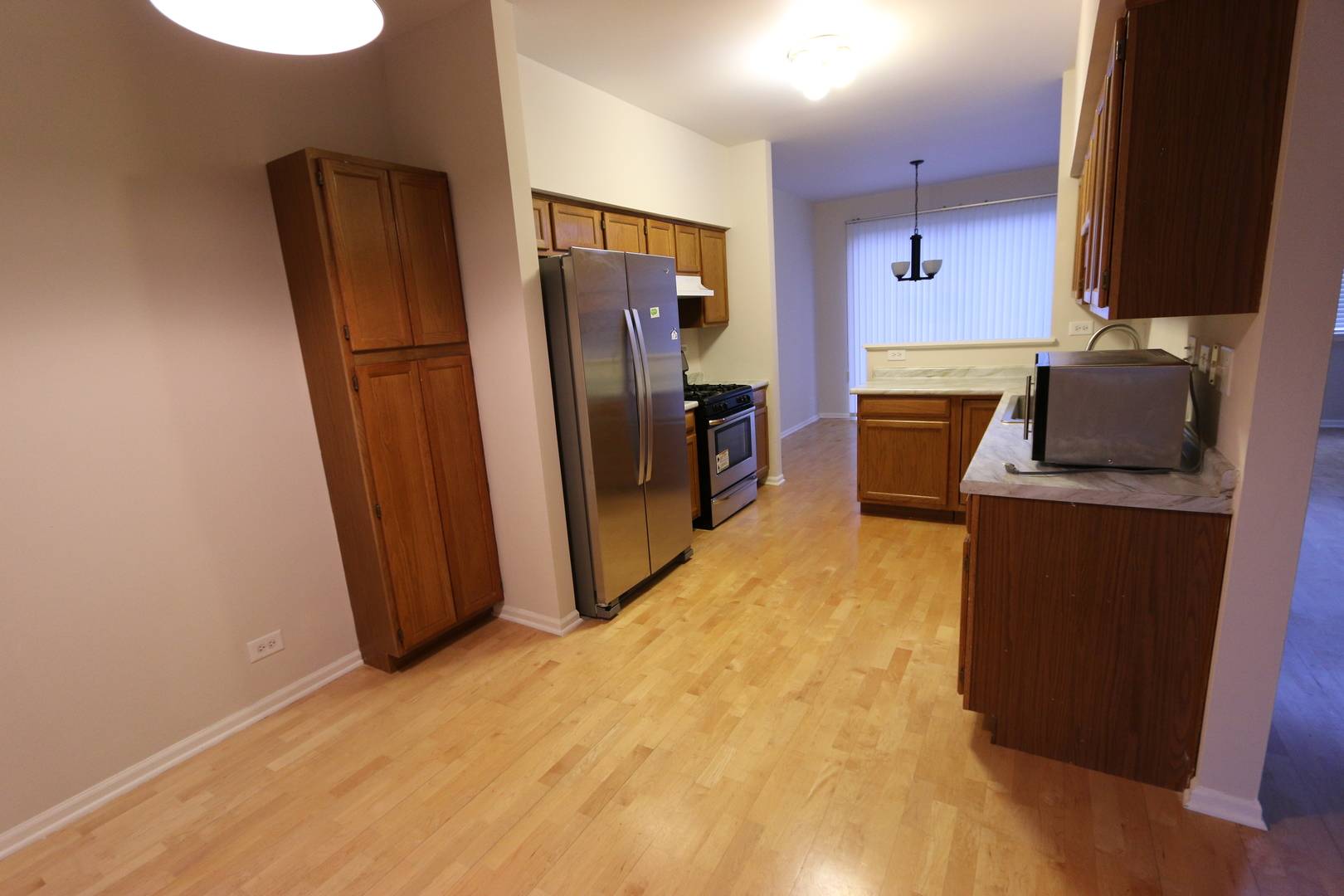 Schaumburg, IL 60194,151 Cripple Creek CT