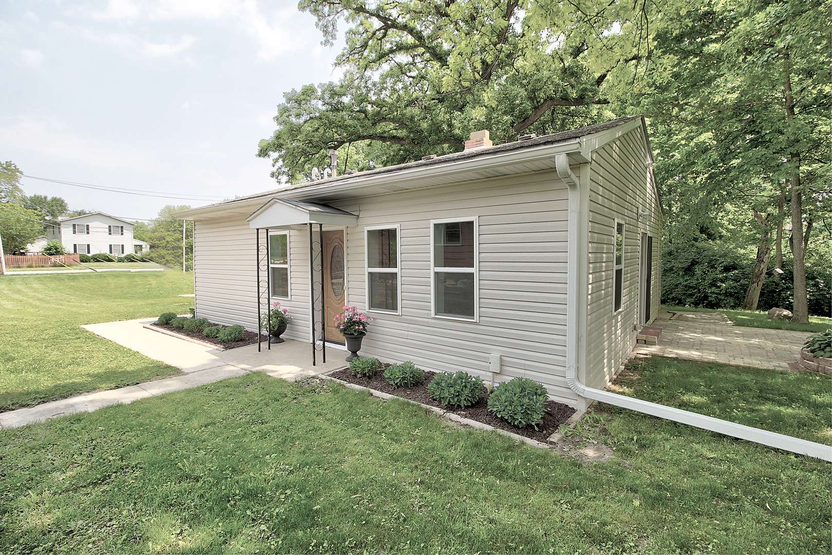Yorkville, IL 60560,416 E MAIN ST