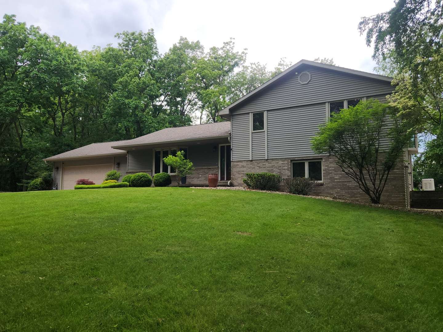Varna, IL 61375,847 Lake Wildwood DR
