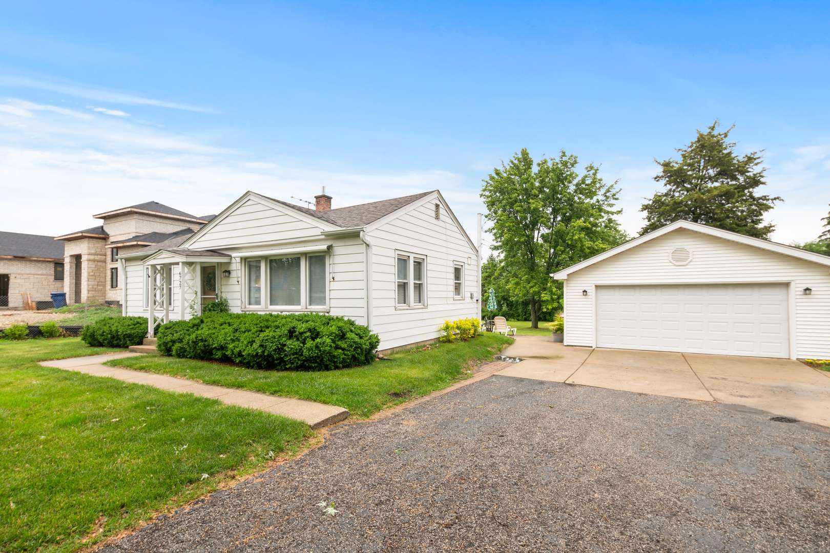 Countryside, IL 60525,6727 Willow Springs RD