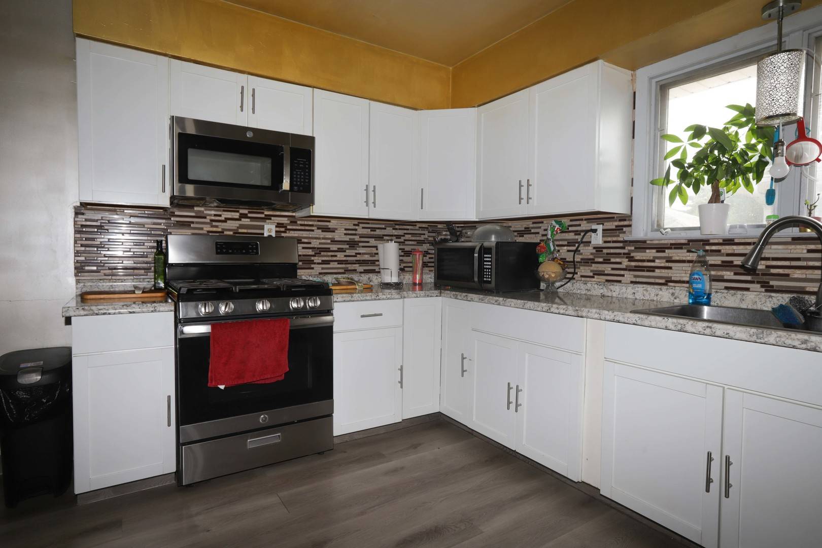 Woodstock, IL 60098,534 Desmond DR
