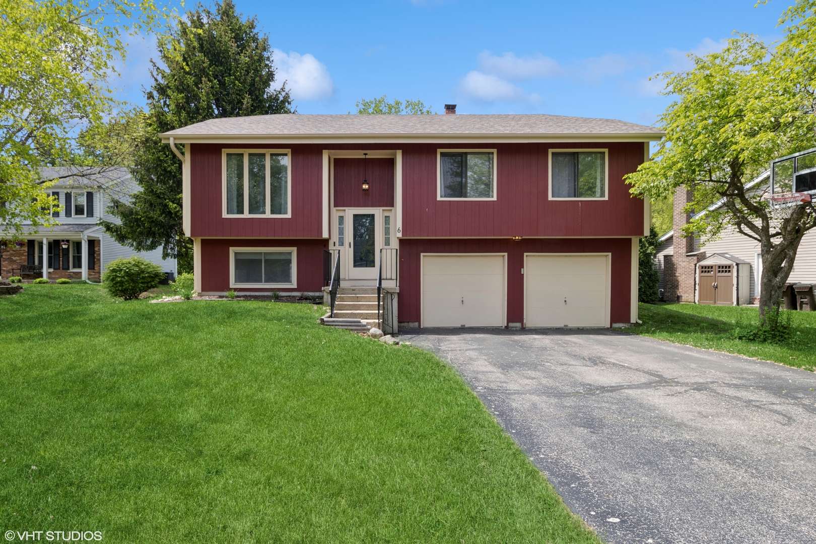 Fox River Grove, IL 60021,6 Bradbury CT
