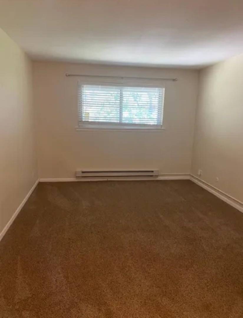 Mount Prospect, IL 60056,1840 W Hatherleigh CT #2D