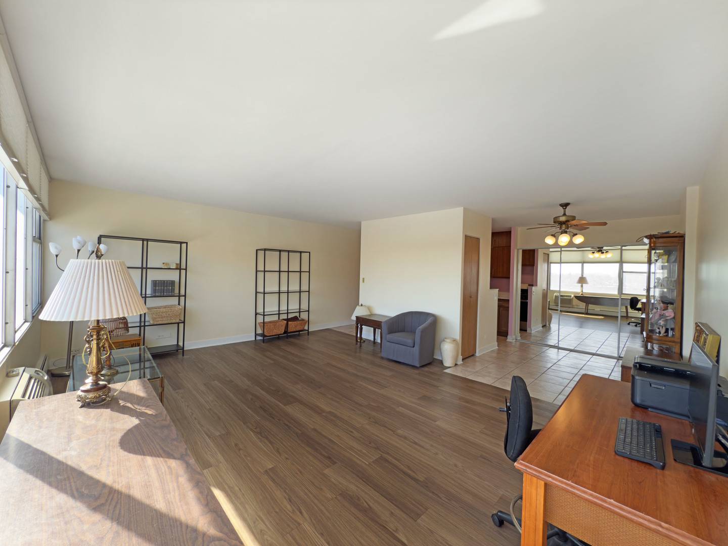 Lombard, IL 60148,33 N Main ST #4J