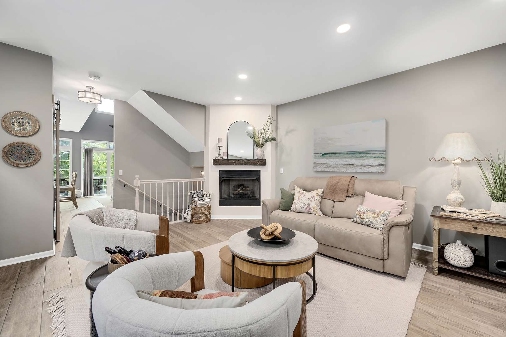 Bartlett, IL 60103,1016 Hummingbird WAY