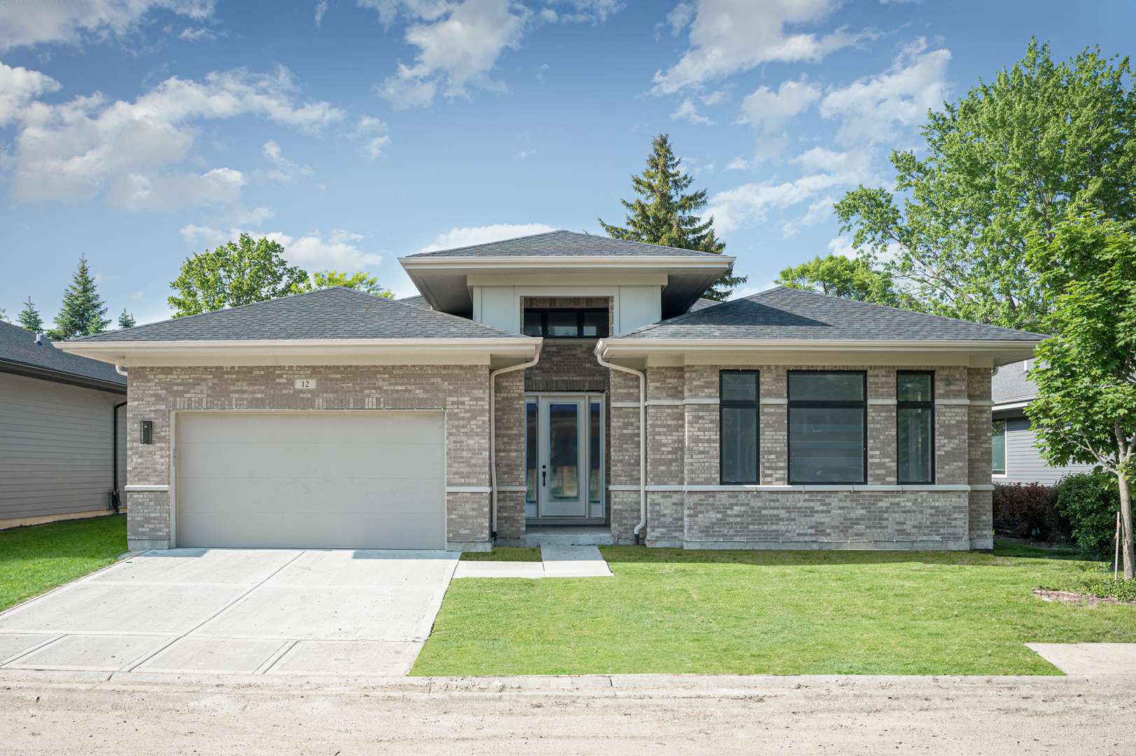 Highland Park, IL 60035,8 Heritage DR