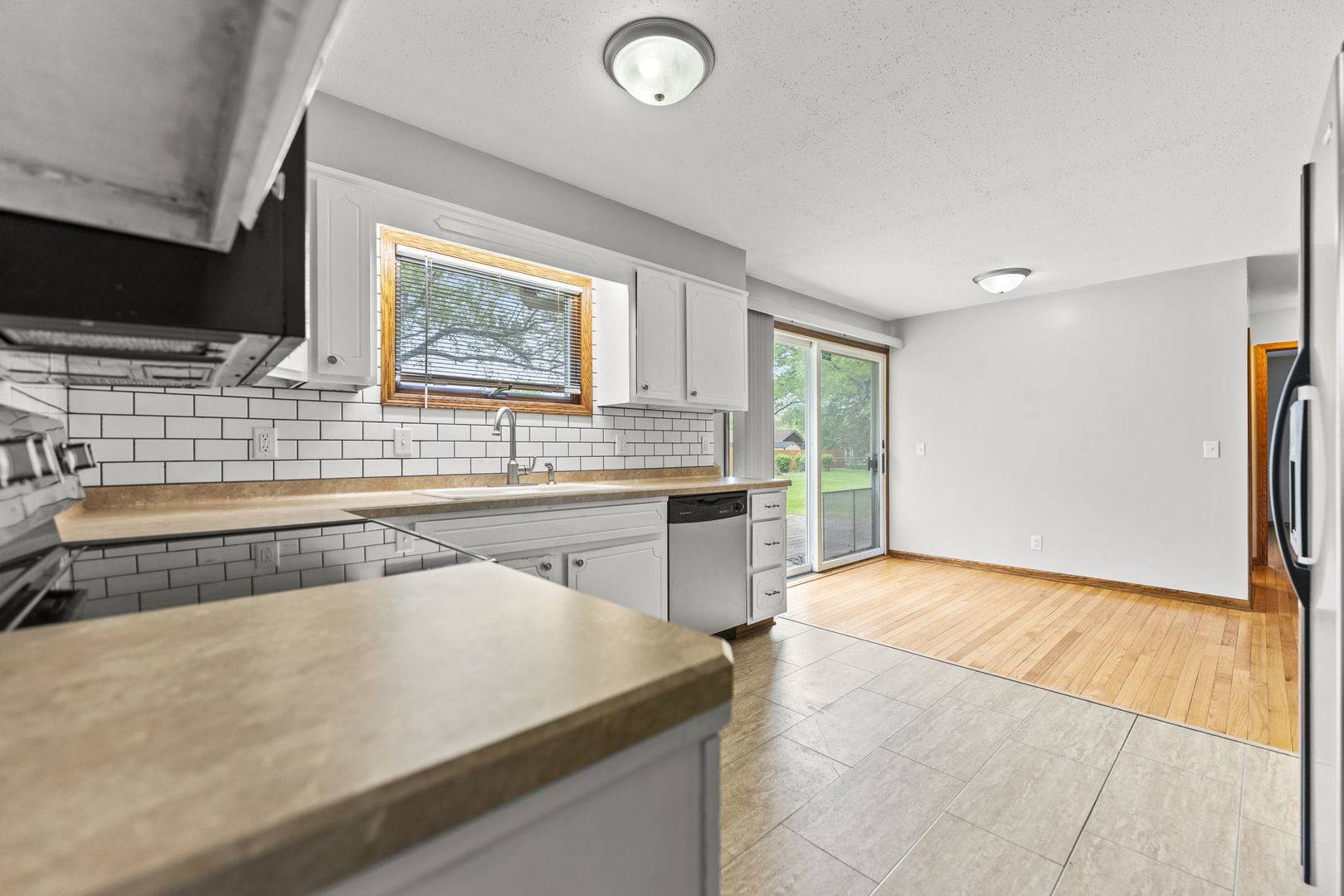 Rockton, IL 61072,1029 E MAIN ST