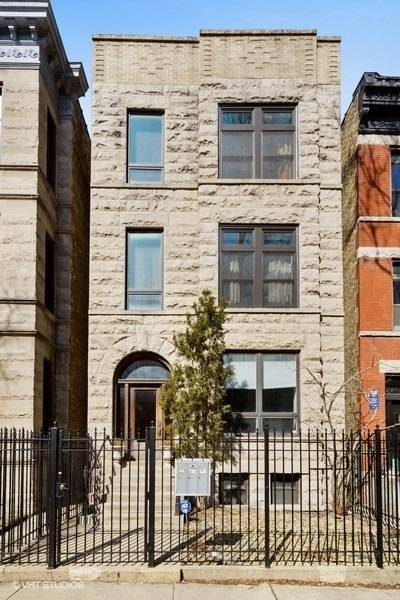Chicago, IL 60657,902 W Newport AVE #2