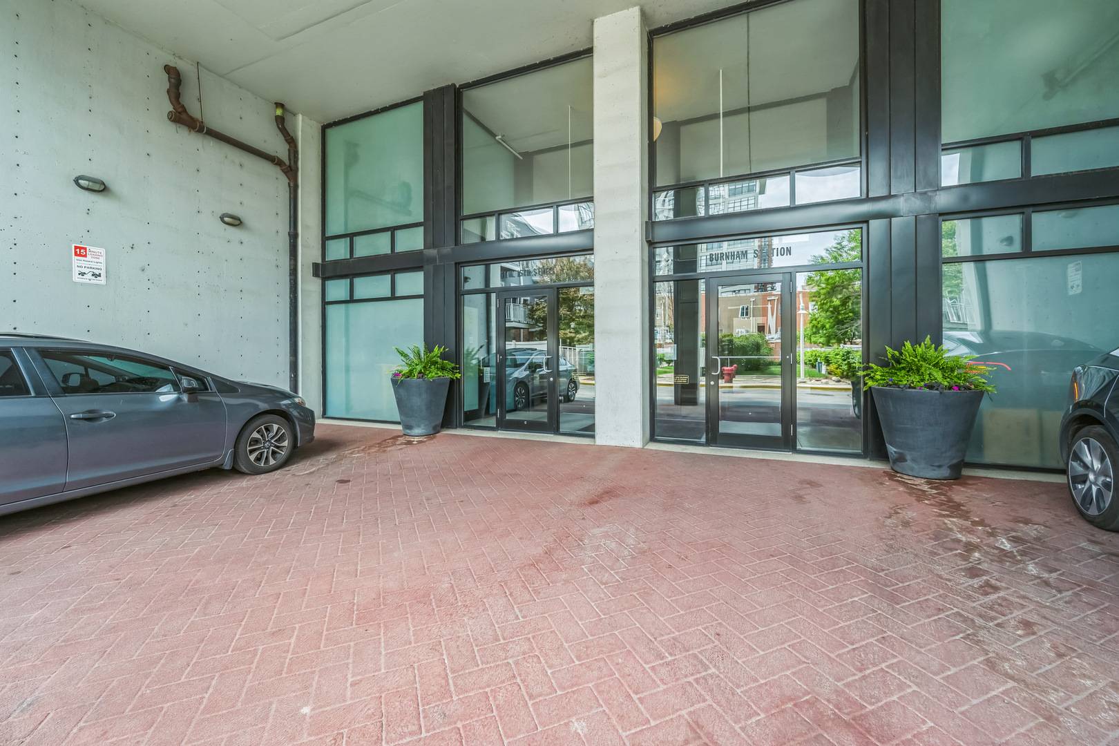 Chicago, IL 60605,61 W 15th ST #407