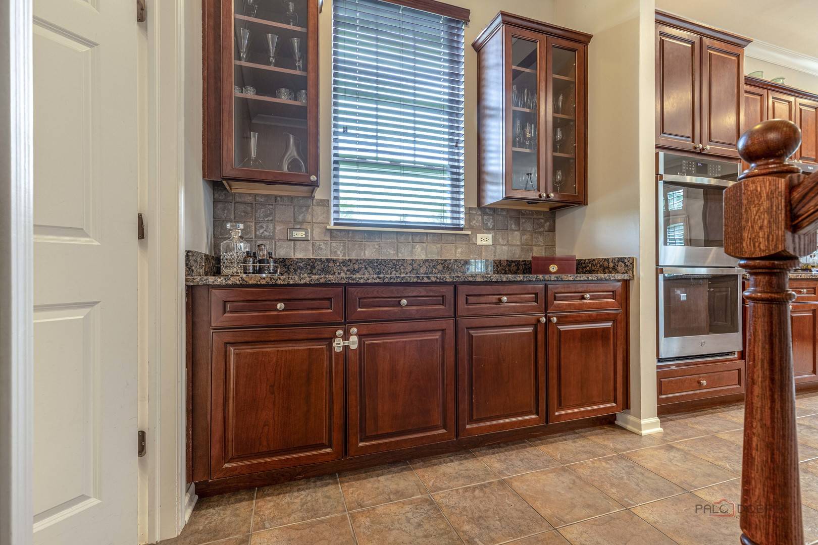 Vernon Hills, IL 60061,237 Colonial DR