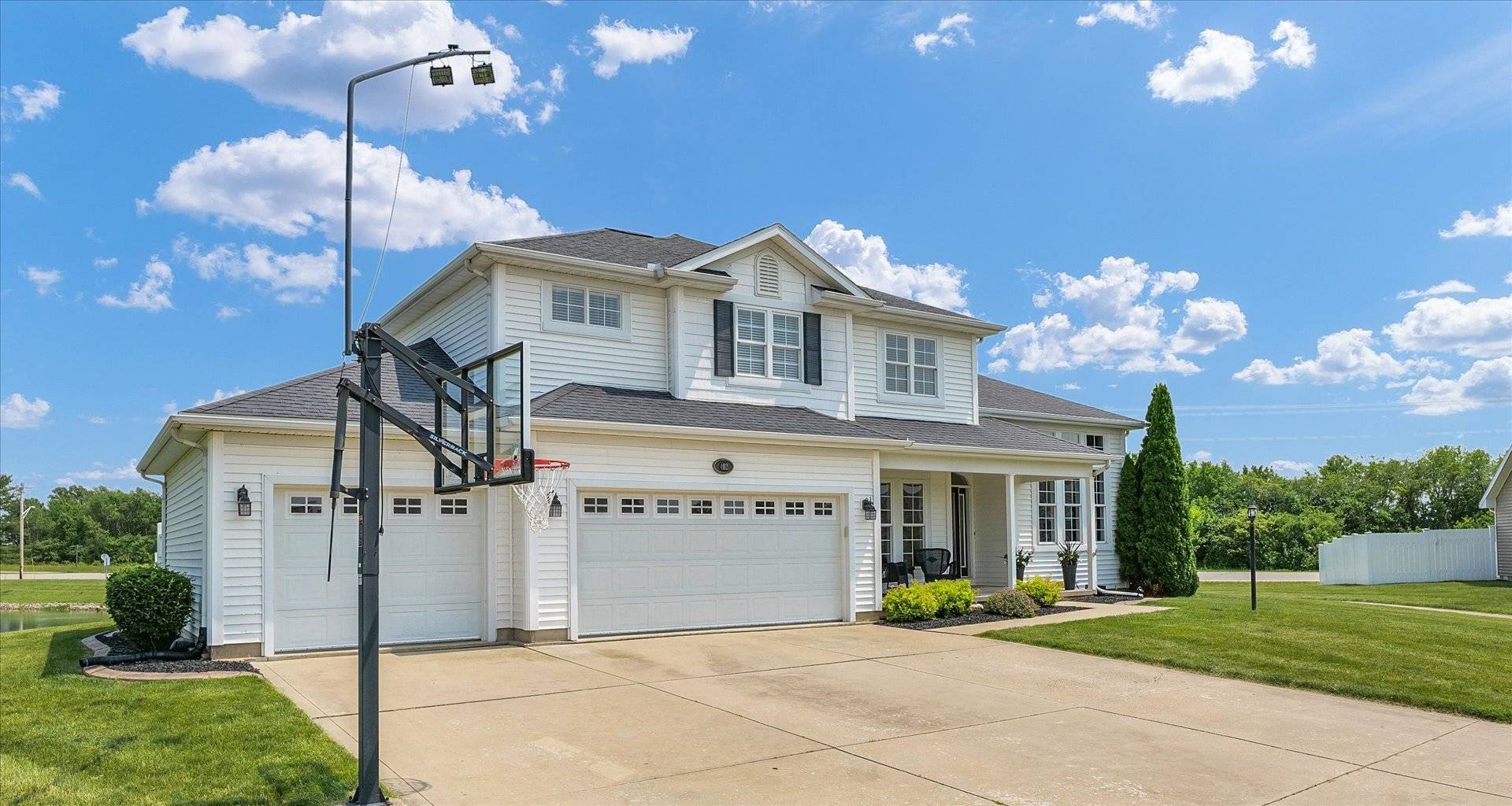 St. Joseph, IL 61873,402 Cypress CT