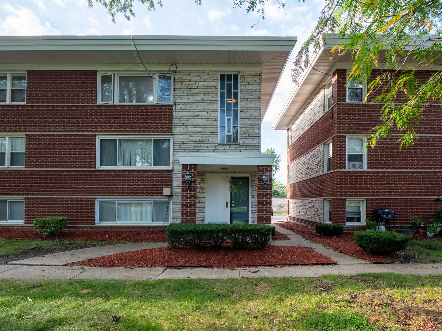 Worth, IL 60482,6862 W lode DR #3A