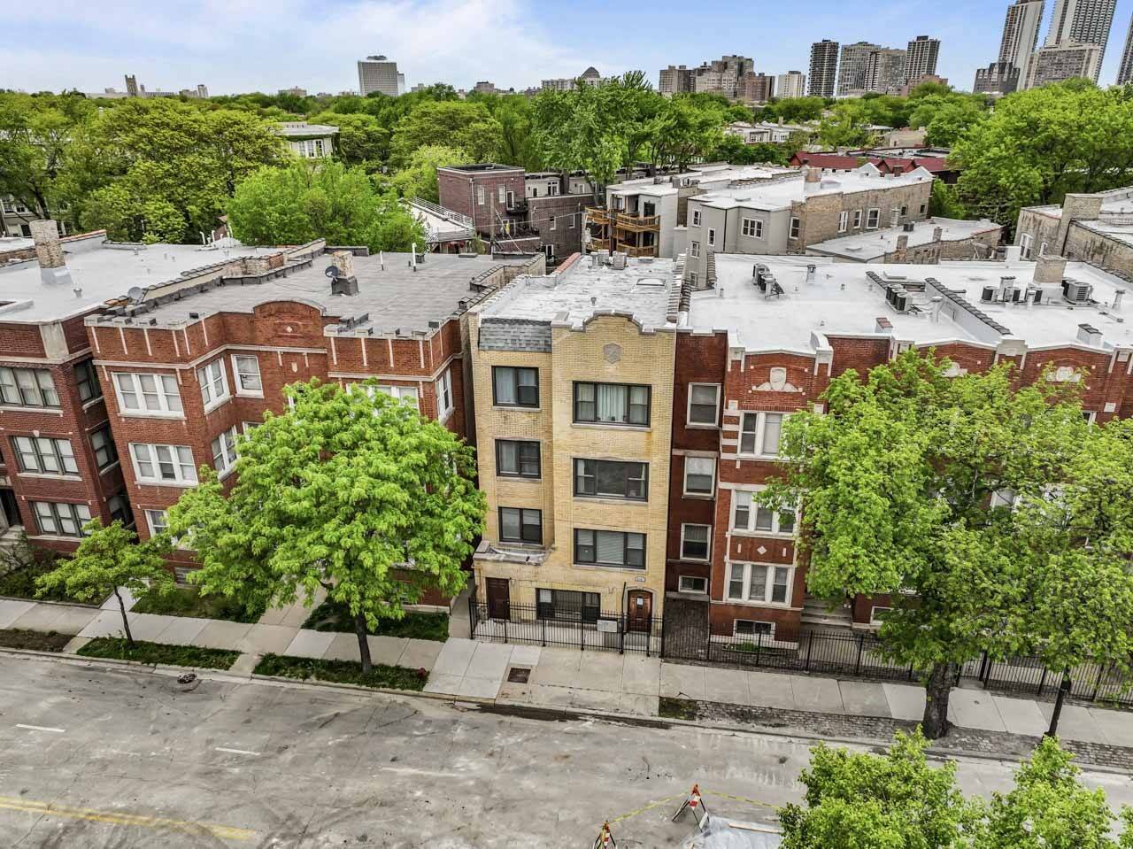 Chicago, IL 60660,5791 N RIDGE AVE