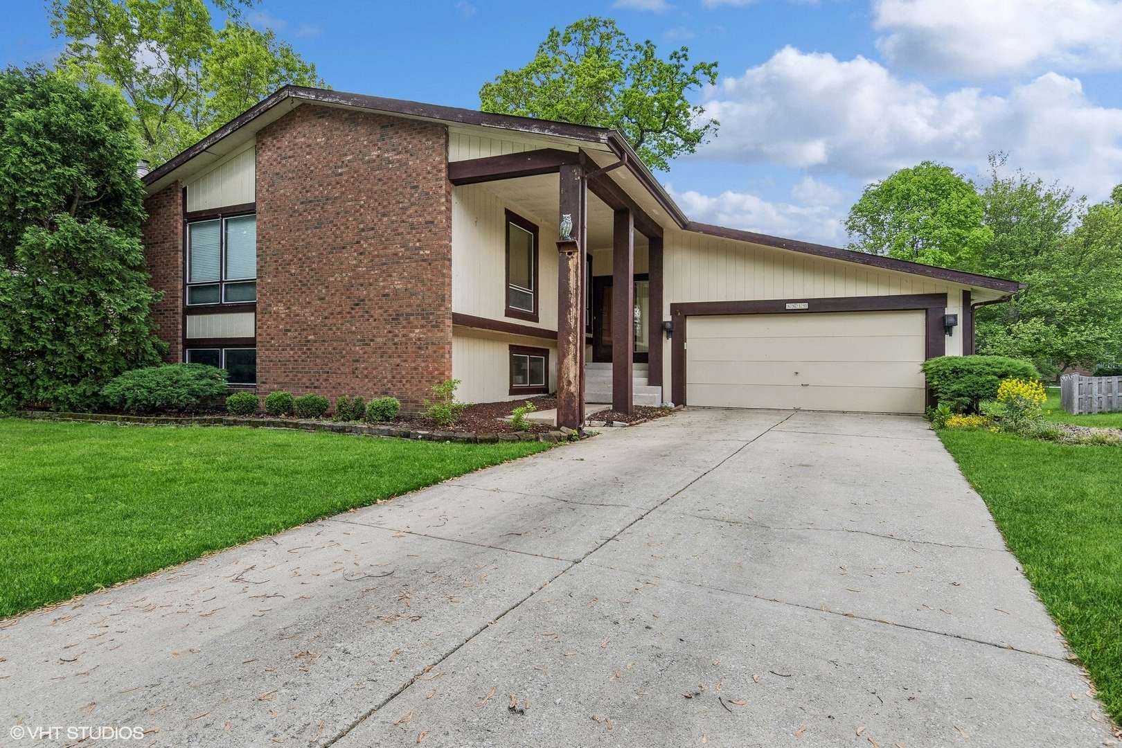 Lisle, IL 60532,6610 PINEHURST CT