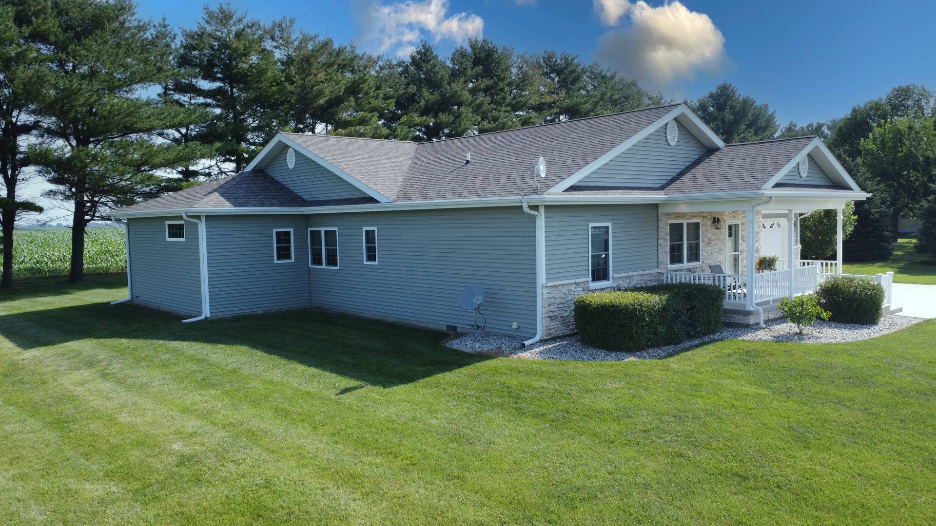 Crescent City, IL 60928,112 North ST