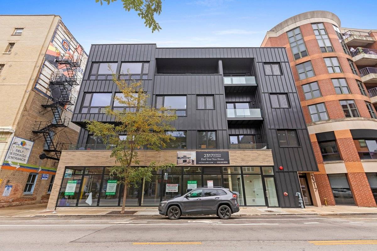 Chicago, IL 60614,2317 N Clark ST #207